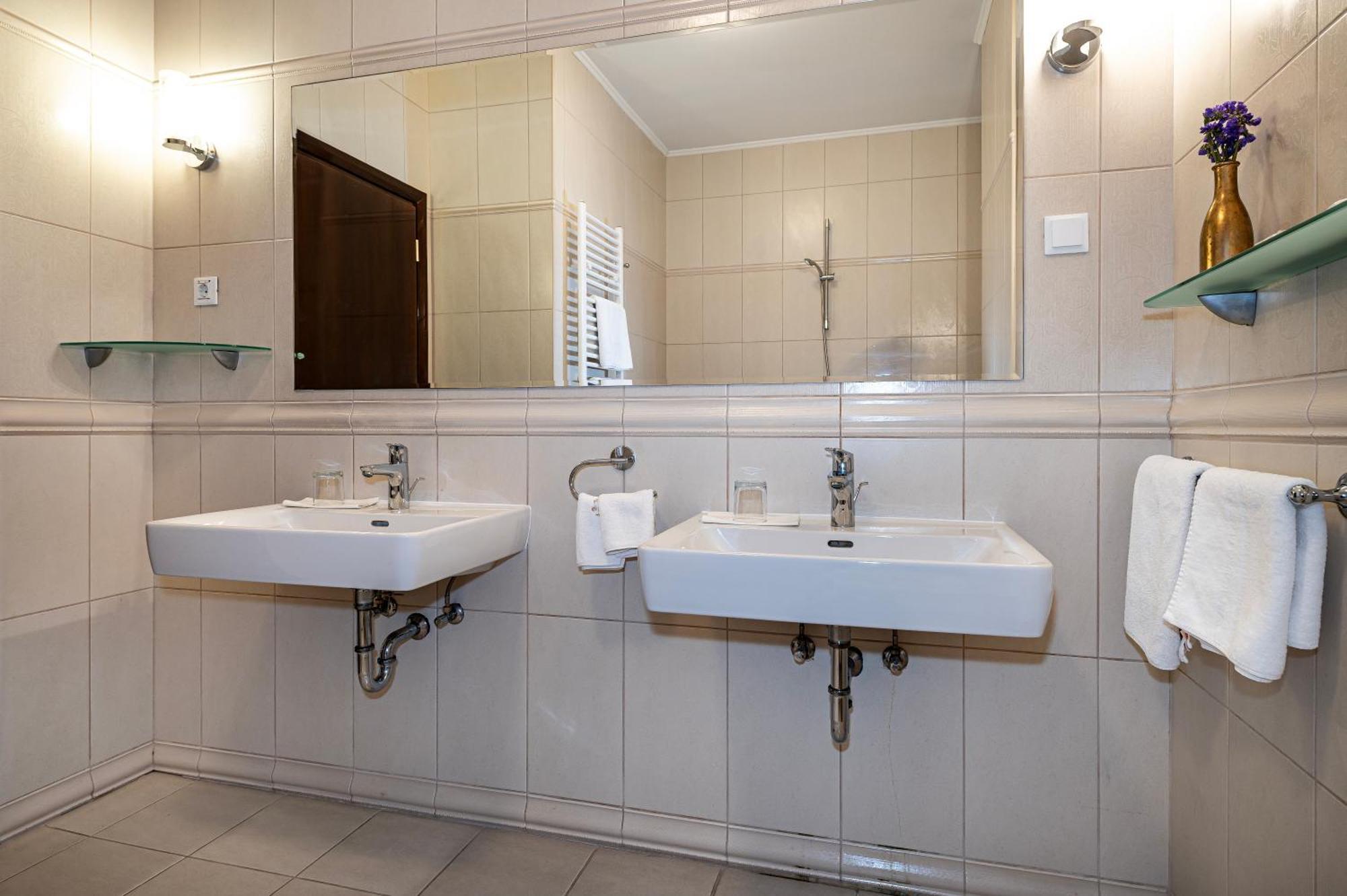 Guest Accommodation Atrium Gulin Lozovac Esterno foto
