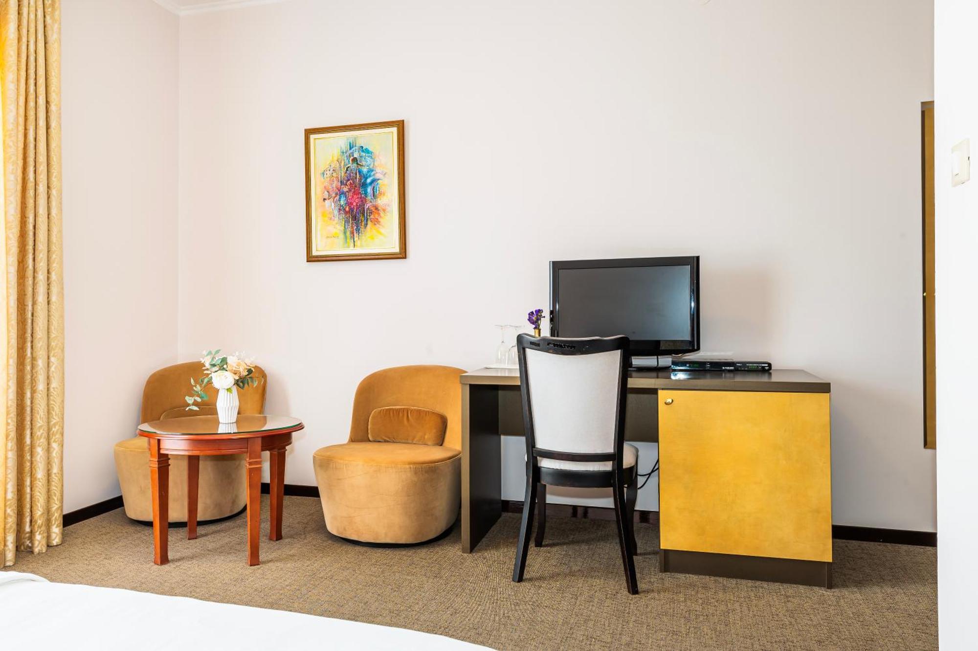 Guest Accommodation Atrium Gulin Lozovac Esterno foto