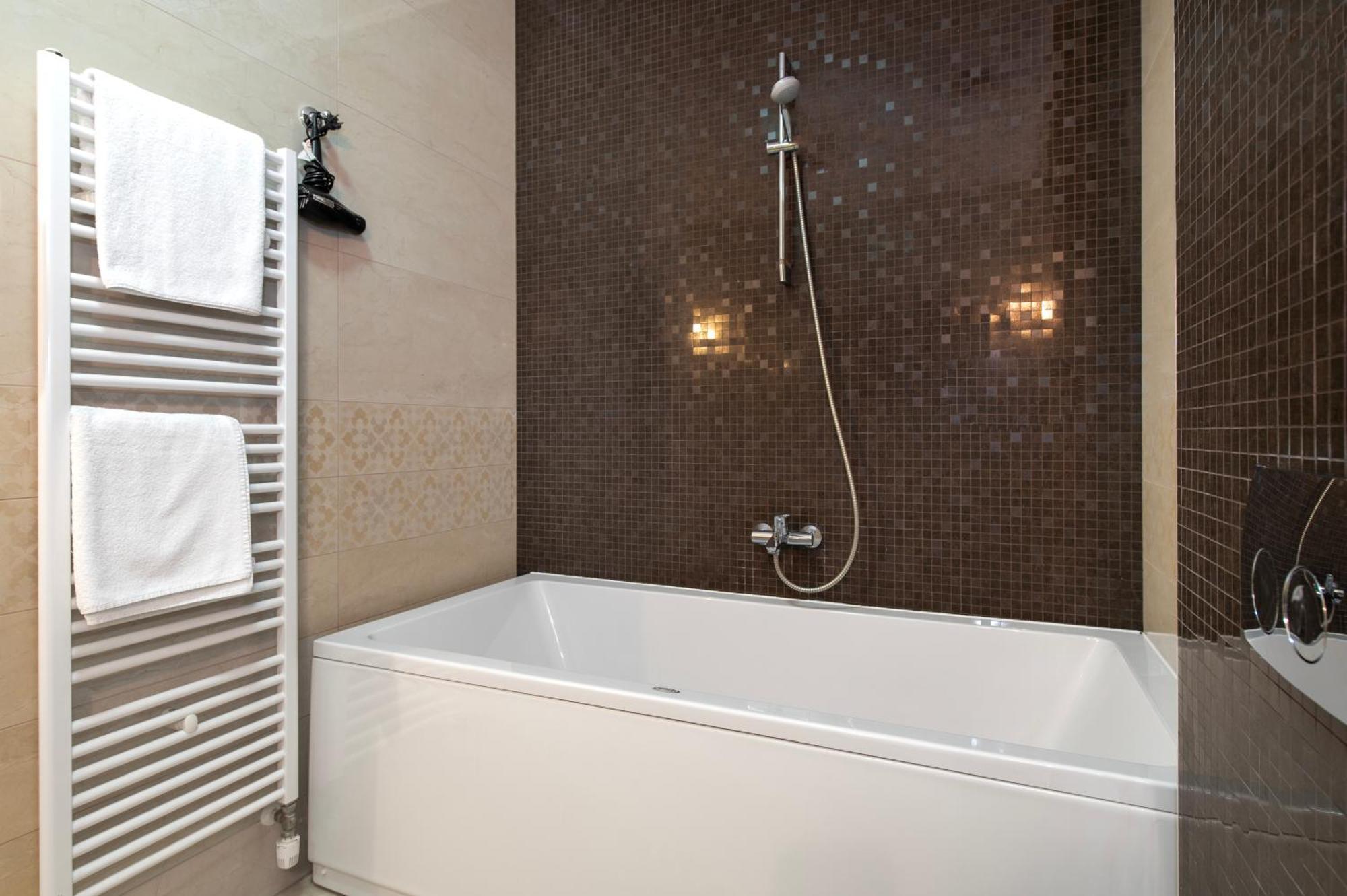 Guest Accommodation Atrium Gulin Lozovac Esterno foto